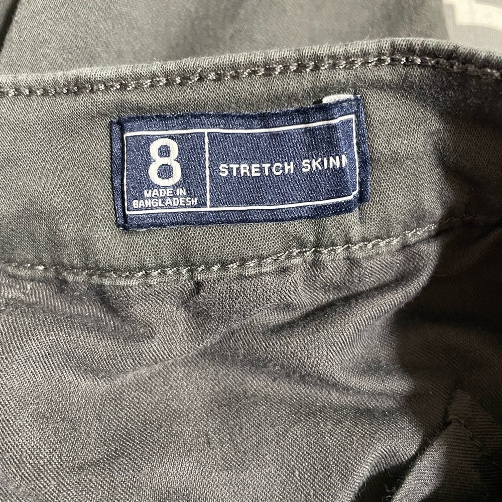 Gap Stretch Skinny Pants, Size 8, charcoal gray, 27” long - Picture 11 of 11